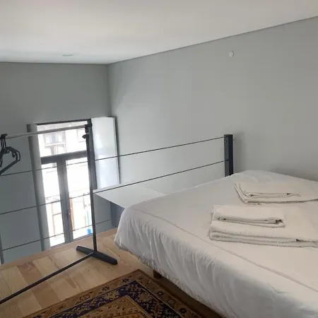 Art's District Sunrise Apartment